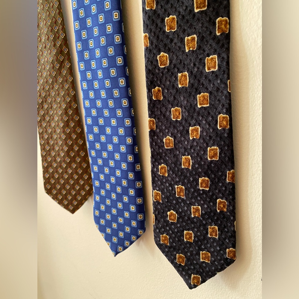 Ermenegildo Zegna Silk Tie Made in Italy pack of three - Picture 5 of 17